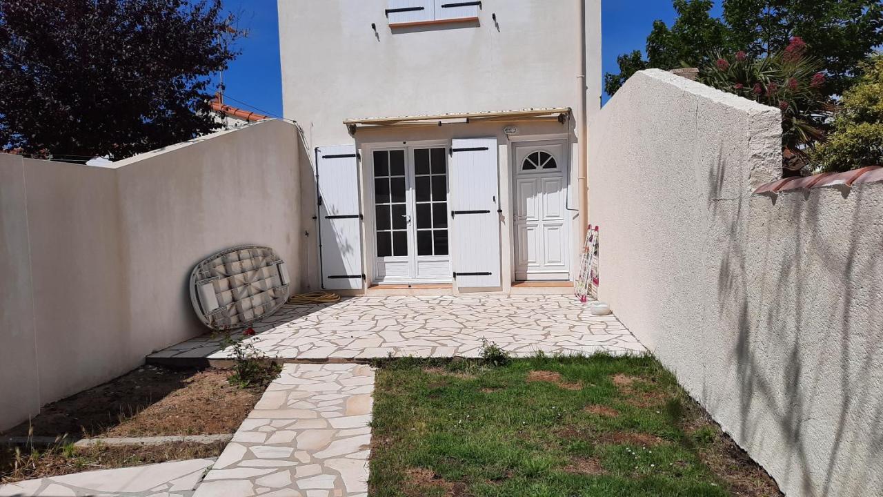Charmante Maison De Ville Avec Jardin - 2 Chambres - 5 Pers Saint-Jean-de-Monts Exterior photo